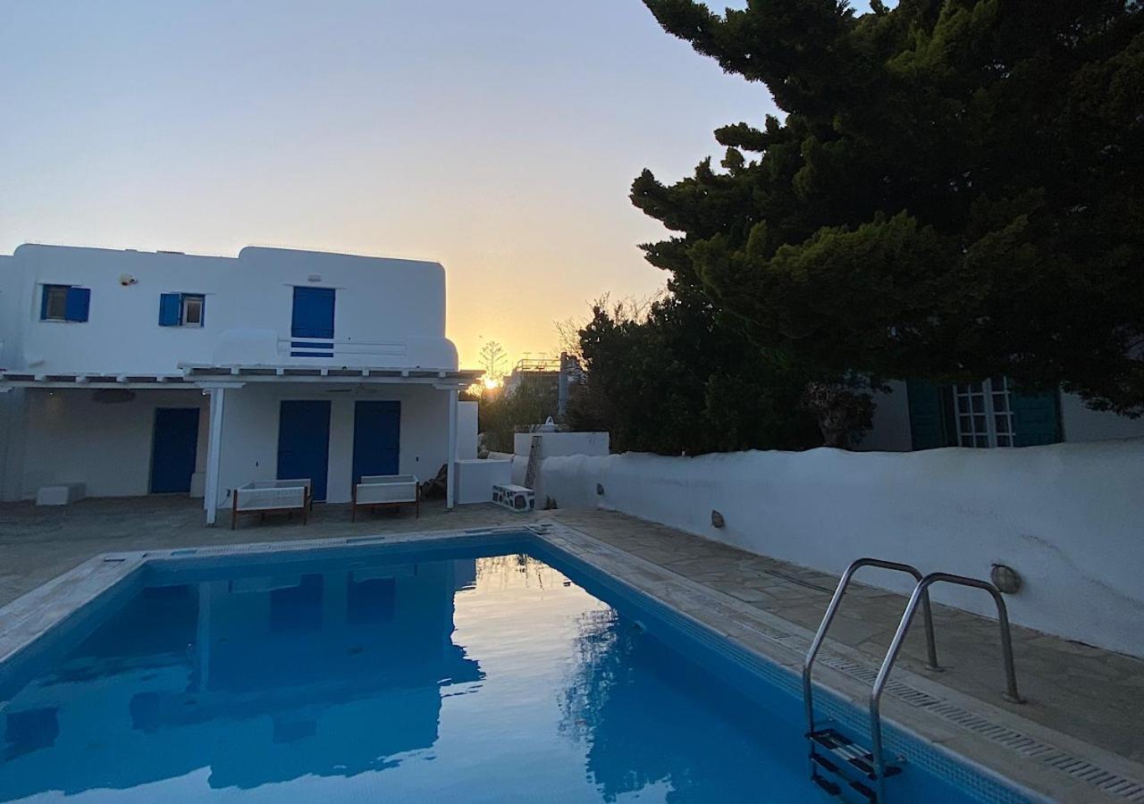 Myconian Sky Suites In Town Mykonos Town ภายนอก รูปภาพ