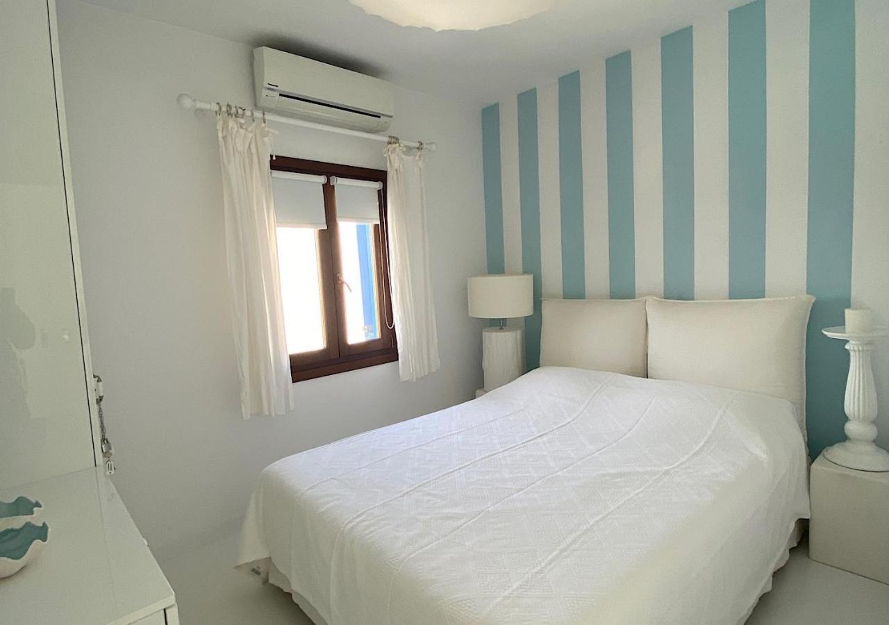 Myconian Sky Suites In Town Mykonos Town ภายนอก รูปภาพ