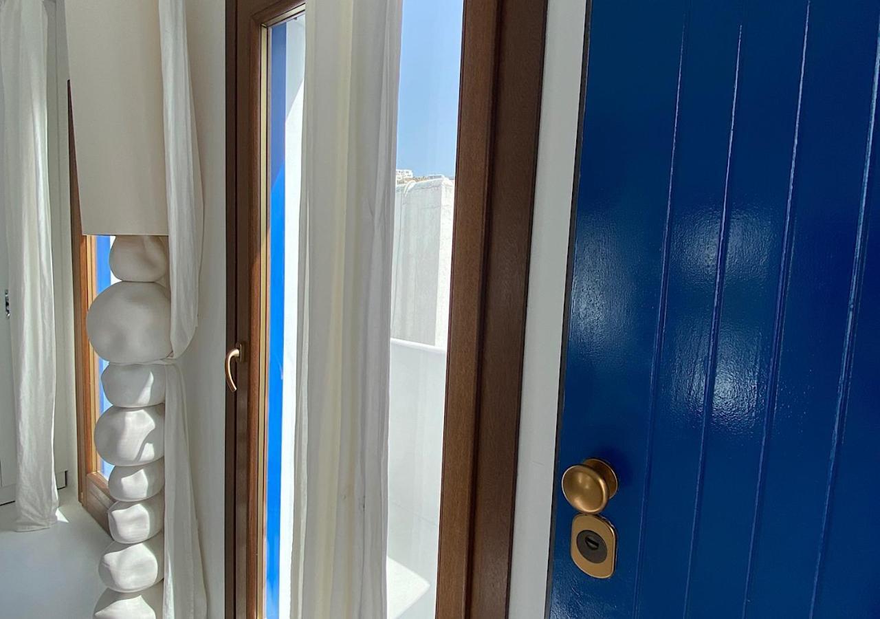 Myconian Sky Suites In Town Mykonos Town ภายนอก รูปภาพ