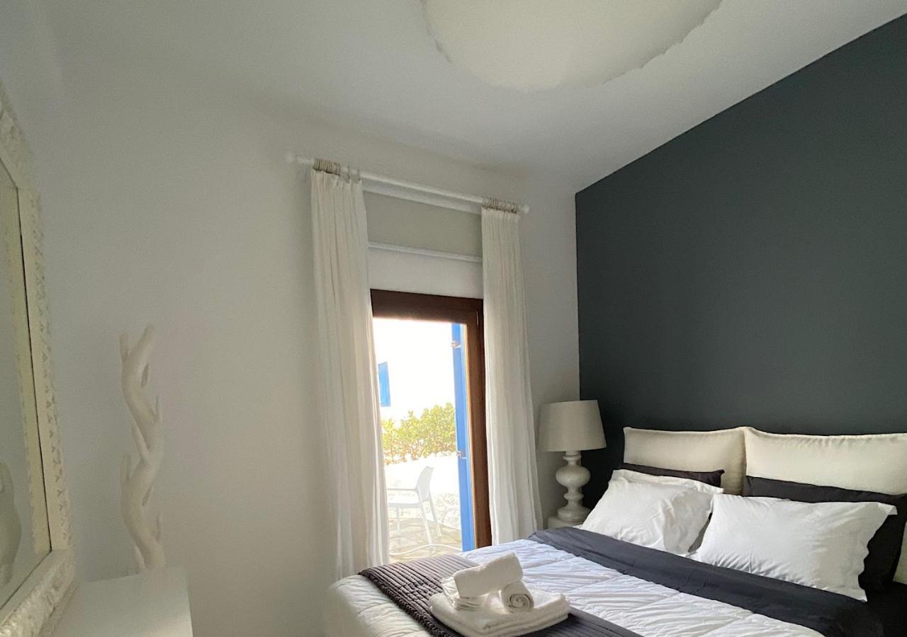 Myconian Sky Suites In Town Mykonos Town ภายนอก รูปภาพ